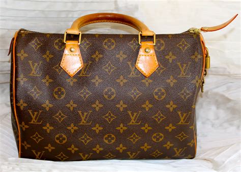 bauletto bianco con fantasia colorata louis vuitton|Borse Louis Vuitton Speedy d'Occasione .